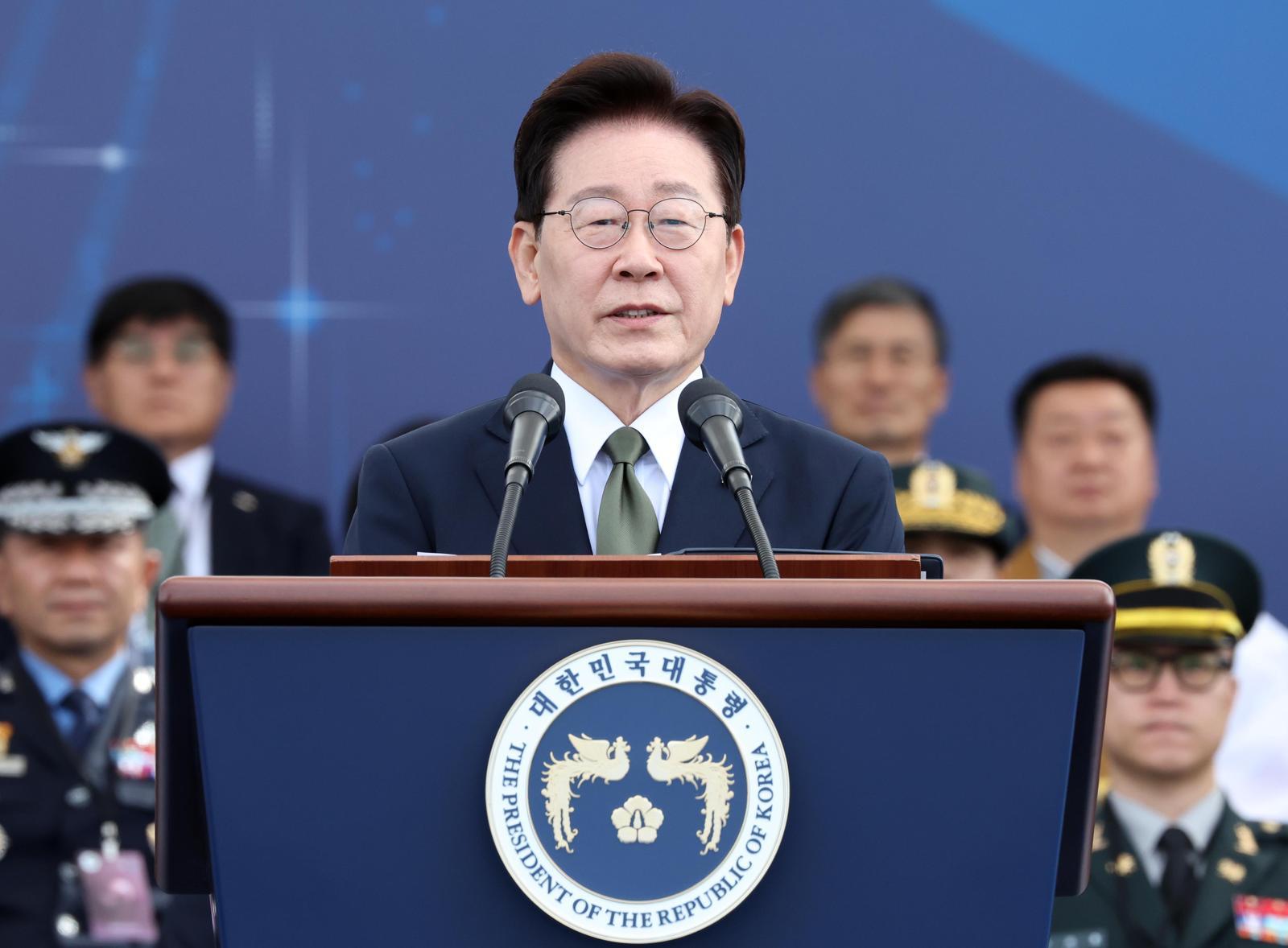 [속보]李, 지뢰폭발에 北 언급없이 ‘불의의 사고’ 표현