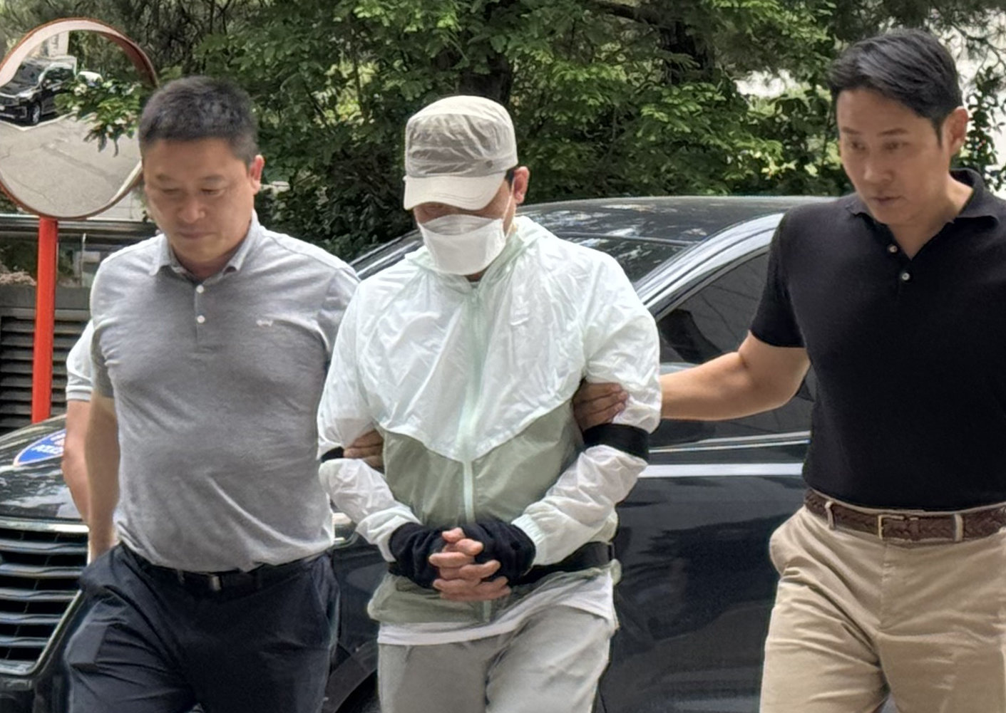 로또 판매대금 노려…슈퍼 주인 살해하고 70만원 훔친 중국인 무기징역