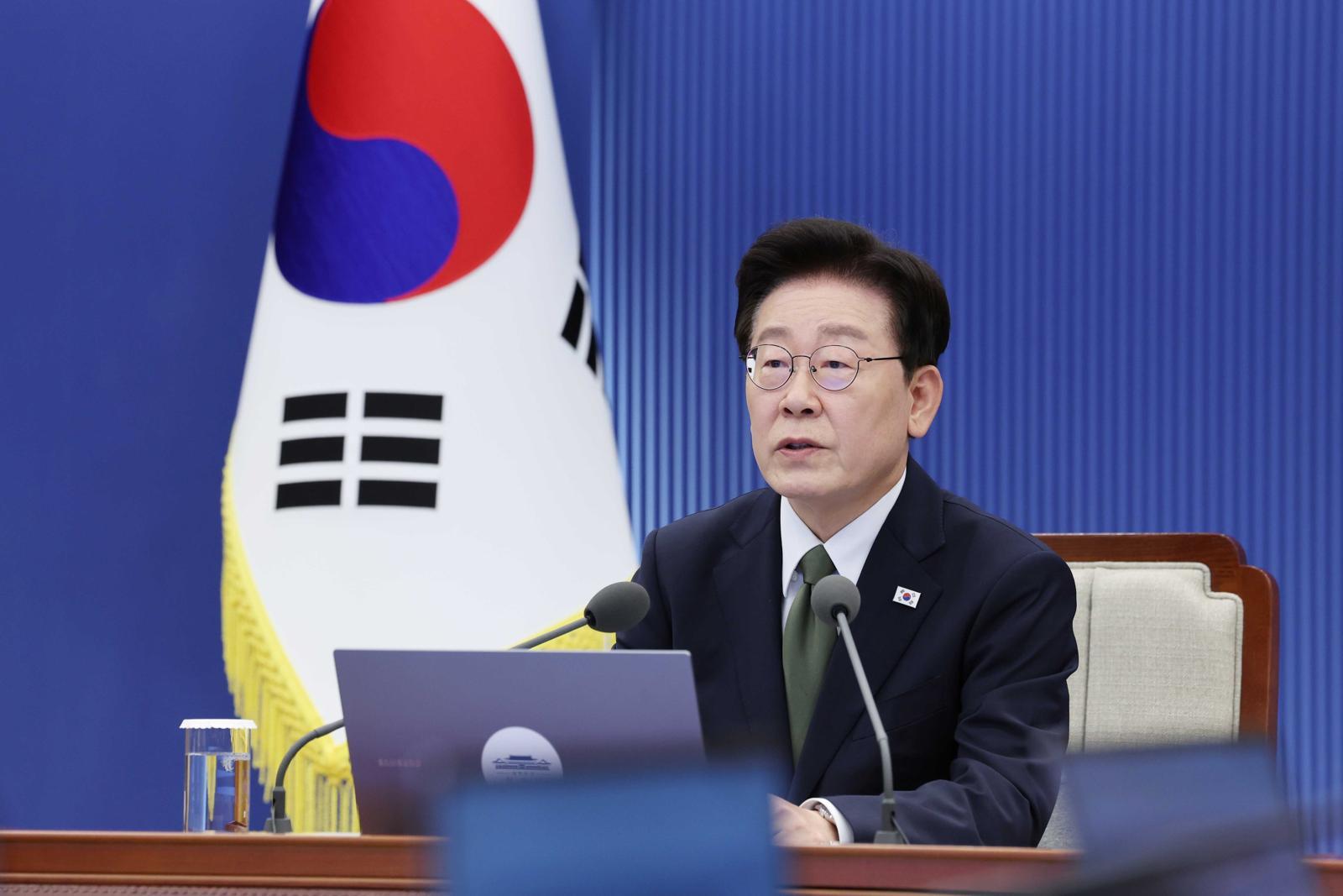 李 “금융사 개인정보 유출, 엄중한 인식 갖고 철저히 조사”