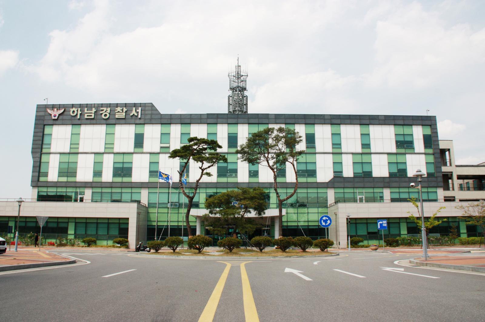 경찰 피해 ‘150㎞/h 질주’ 만취 20대 사고…오토바이 운전자 사망