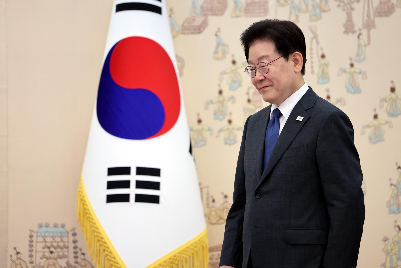 Lee says South Korea should value US alliance and ties with neighboring powers