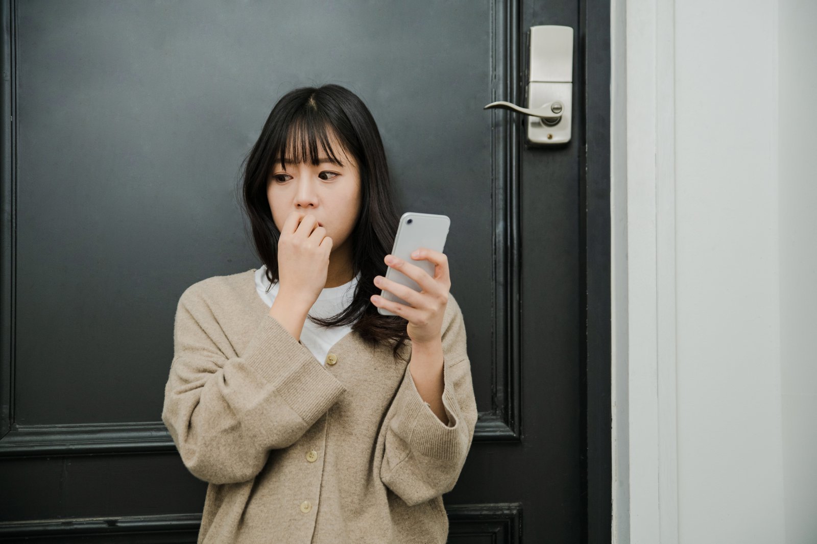 “검사한다며 나체사진 요구”…日경찰사칭 사기 확산