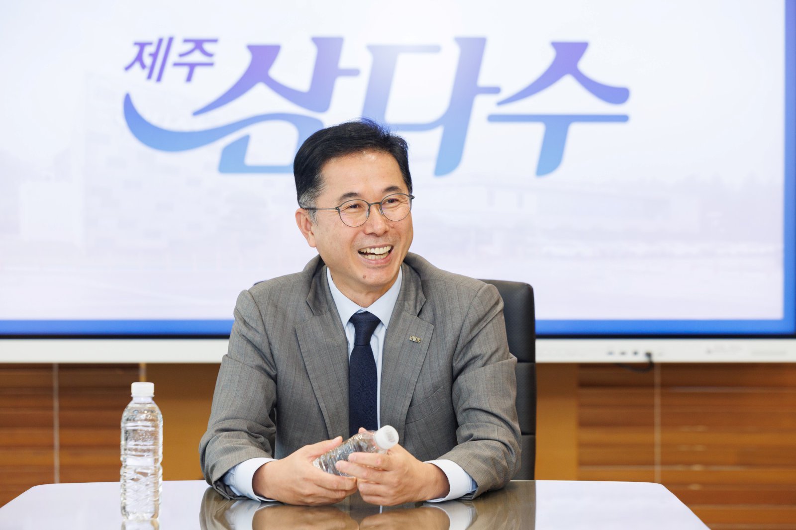 [인터뷰] 김도영 제주개발공사 사장 “삼다수 수출 3년 내 10배 …해외시장 승부”