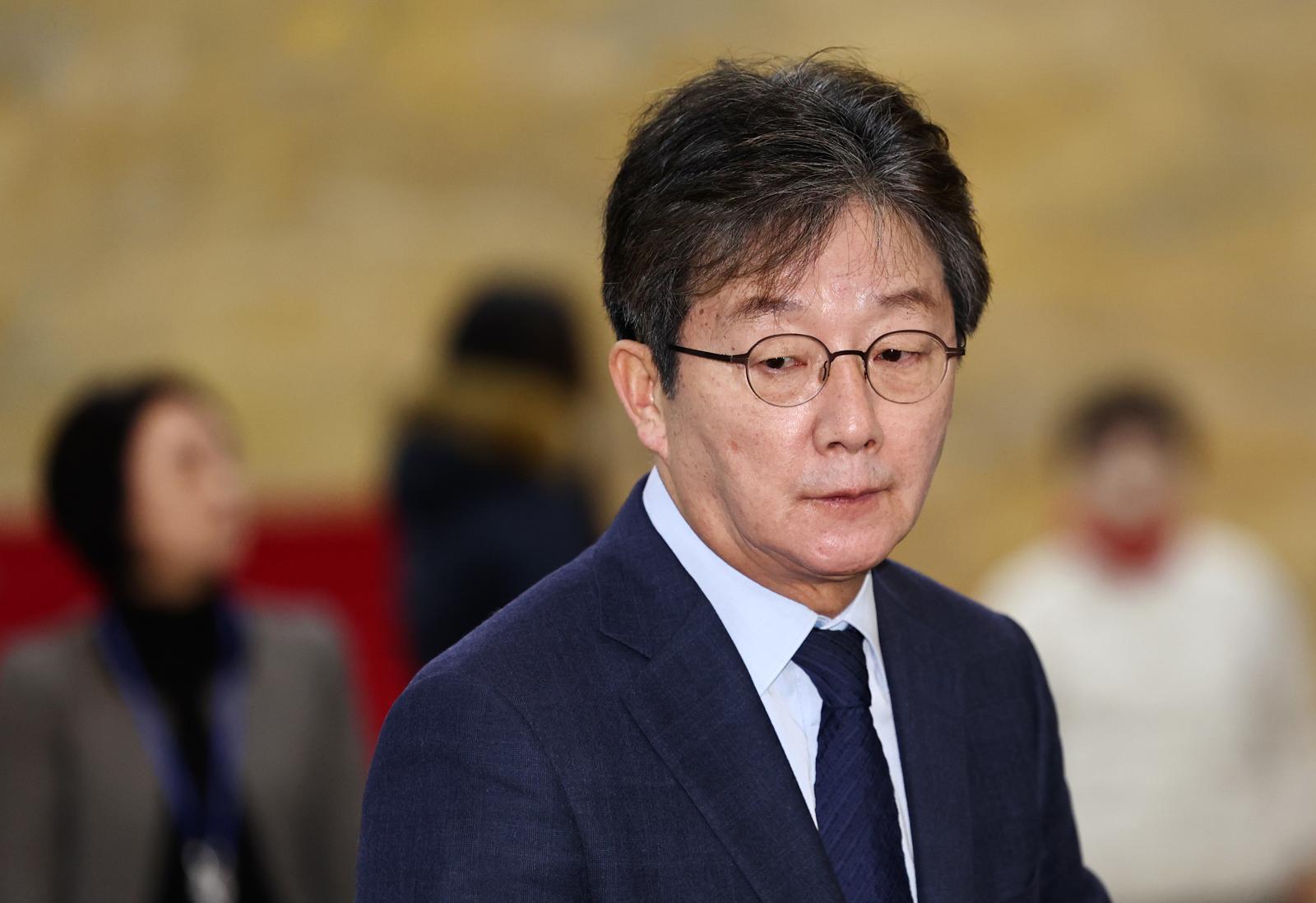 유승민, ‘딸 교수 임용 의혹’ 송치에 “정치수사 업보로 돌아갈것”