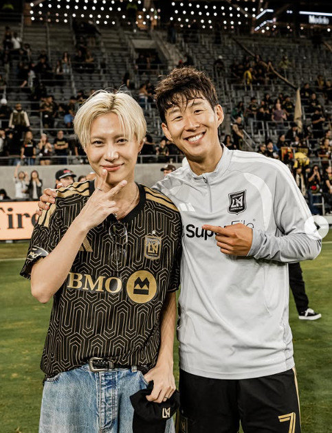 태민, 손흥민 美 홈경기 ‘명예 매 조련사’ 활약…LAFC “한국의 스타들”