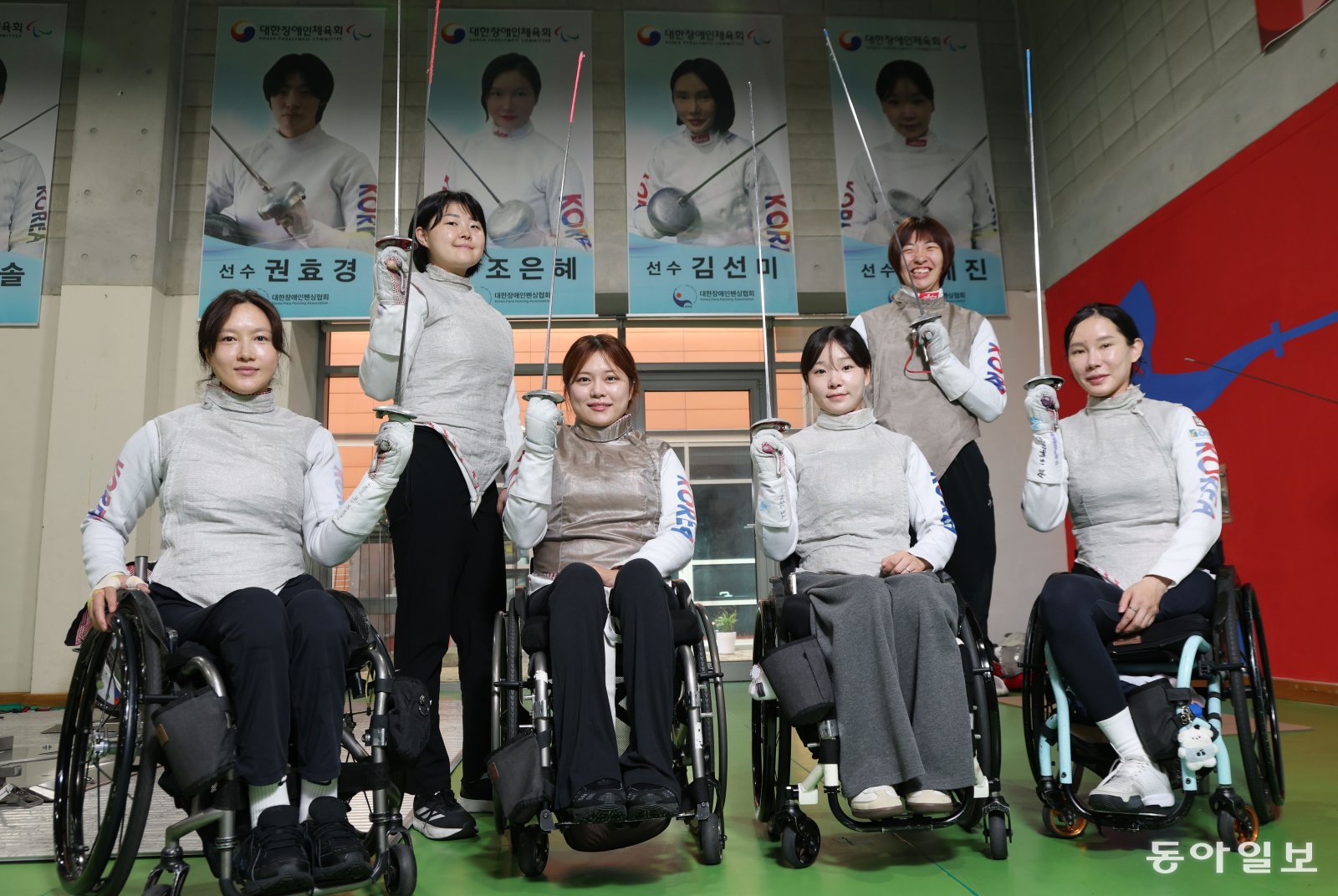 의외의 사고 심각한 부상, 하나돼 훌훌… 지치지 않는 마법의 검술