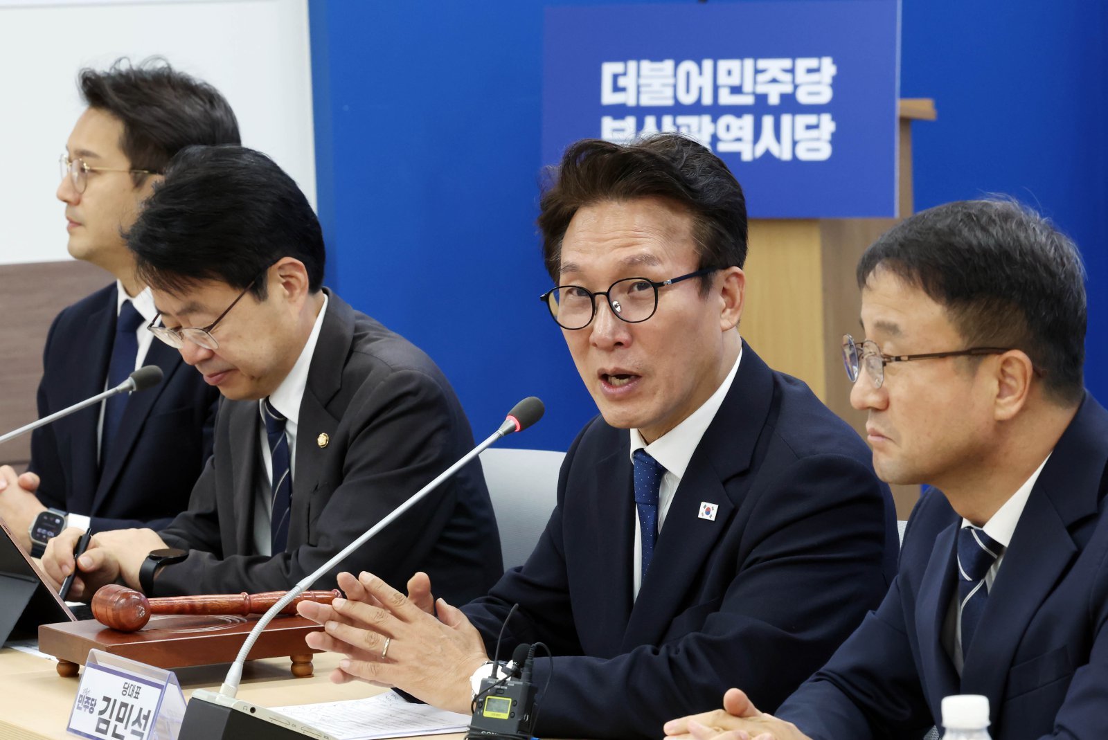 김민석 ‘曺 탄핵’ 카드로 강성층 결집 노려… 실제 발의는 미지수