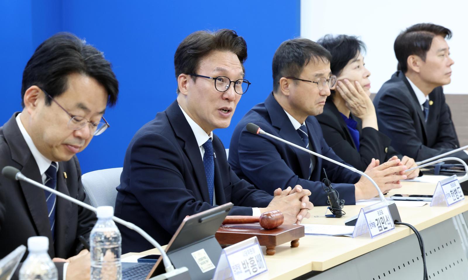 與 ‘조희대 탄핵’ 추진에…국힘 “실제 목표는 직무정지”