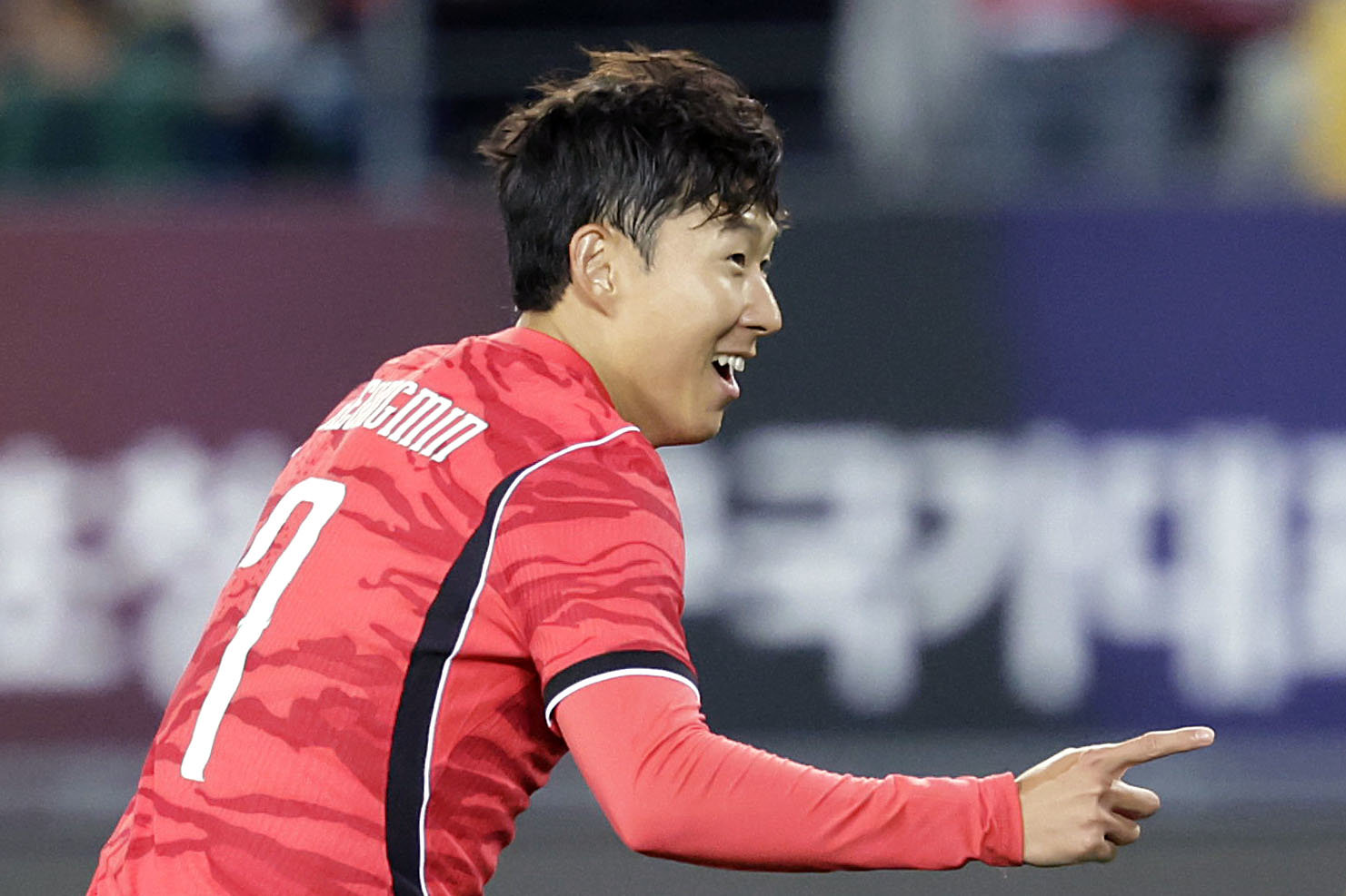 AFC, 내년 아시안컵 앞두고 손흥민 조명…“마지막 우승 도전”