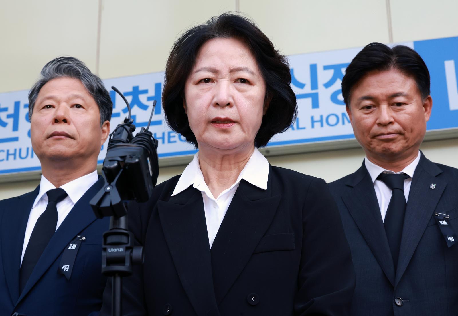 경기도청에 ‘빨대’ 보내고 출당·징계 촉구…추미애 발언 일파만파