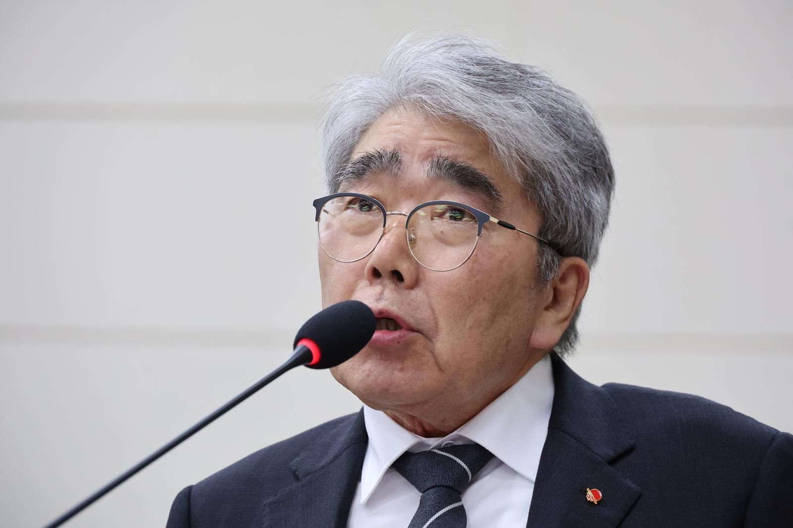 김현지 주례 본 지역난방公 사장 “특별한 관계 없어”