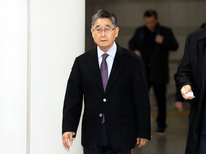 경찰 ‘시체 장사’ 등 5·18 명예훼손 혐의 지만원 영장 신청