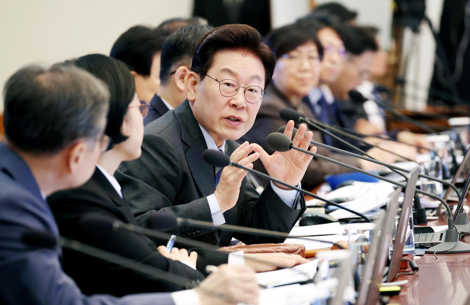 “법령 검토” 다음날, 중수청장 국무회의 참석…野 “정치가 수사화될판”