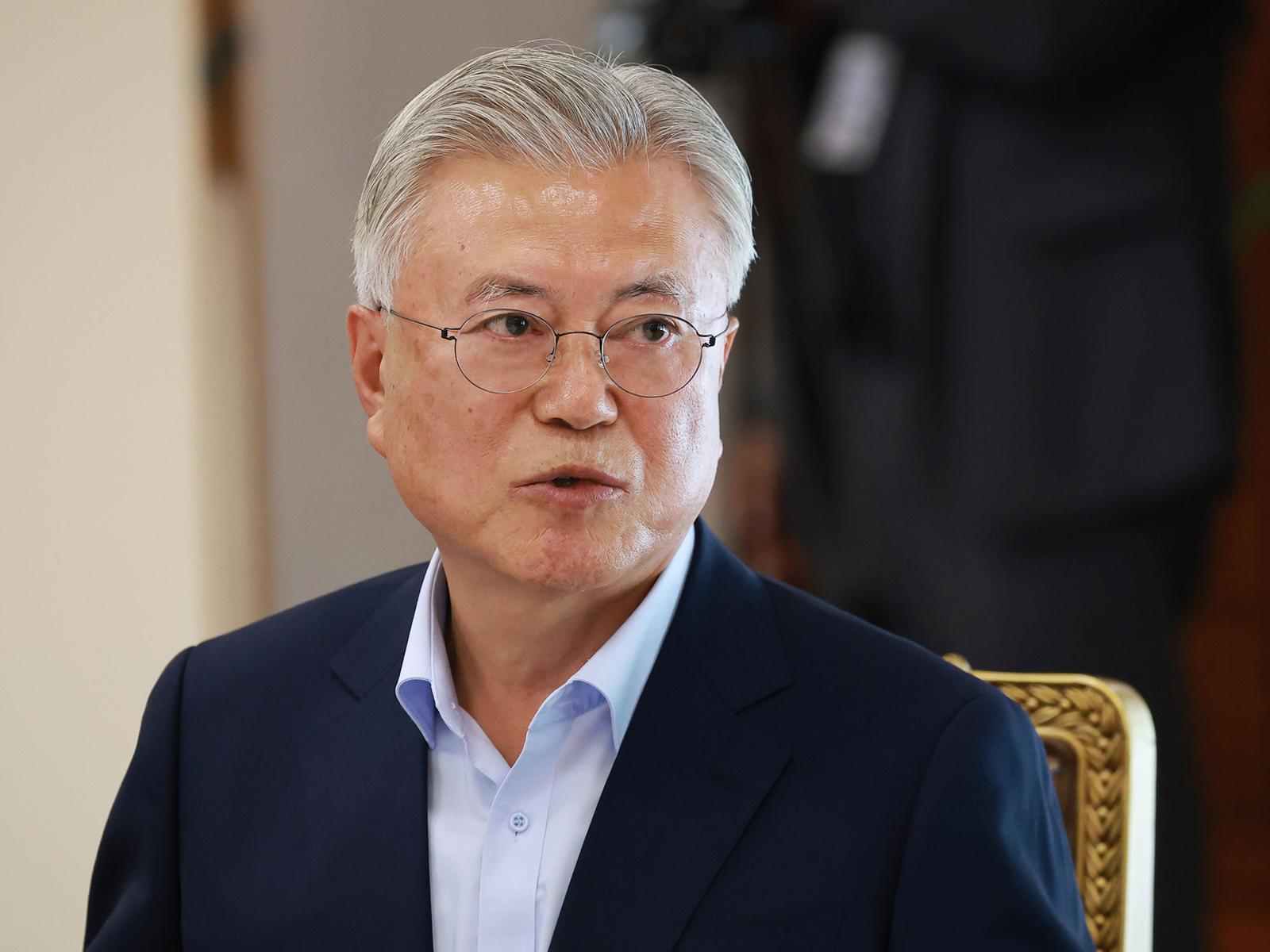 文 뇌물 혐의 국민참여재판 내년 1월11일 시작