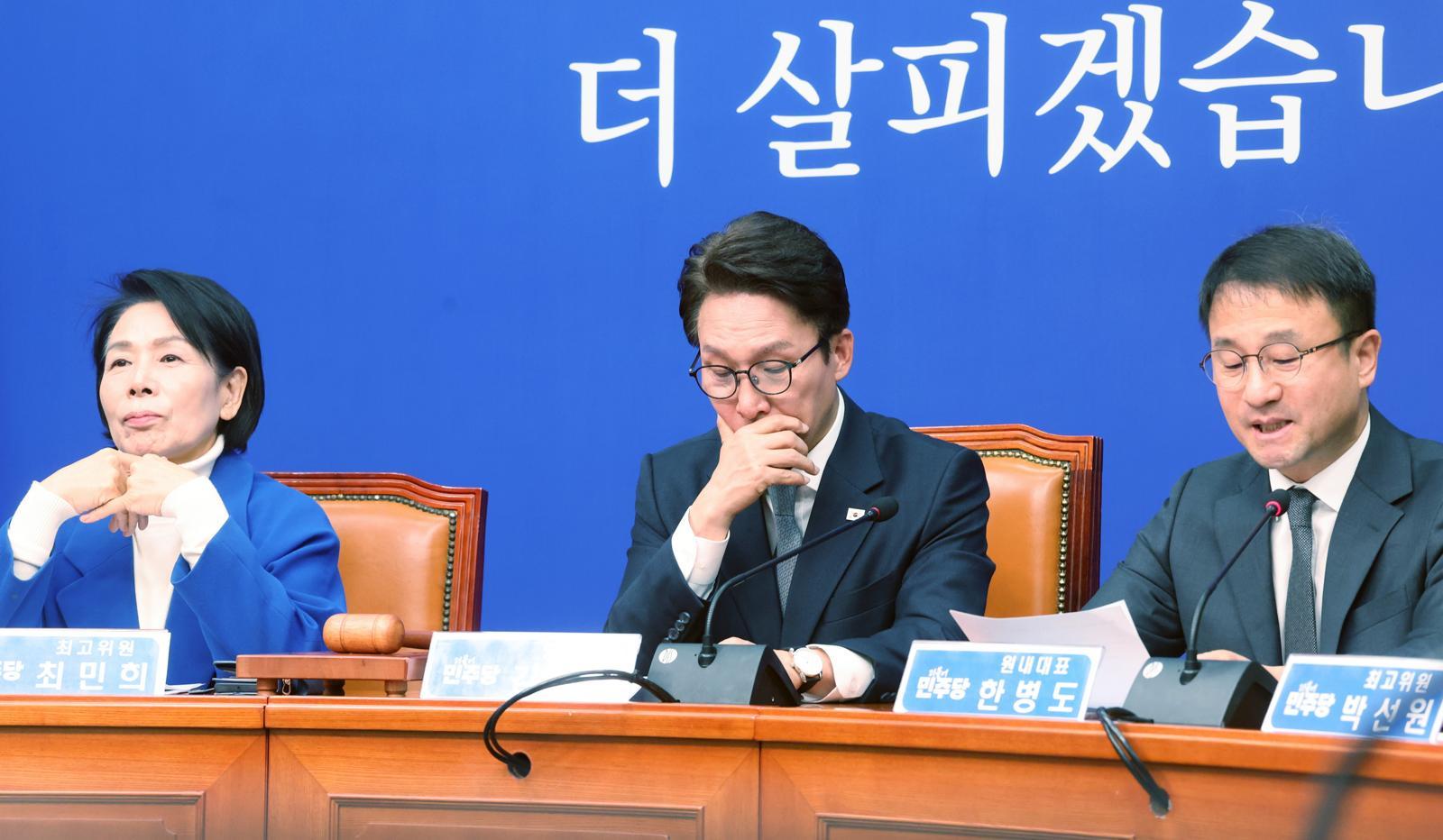 김민석, “대법원장 탄핵, 국조 포함해 원래 생각대로 차근차근”
