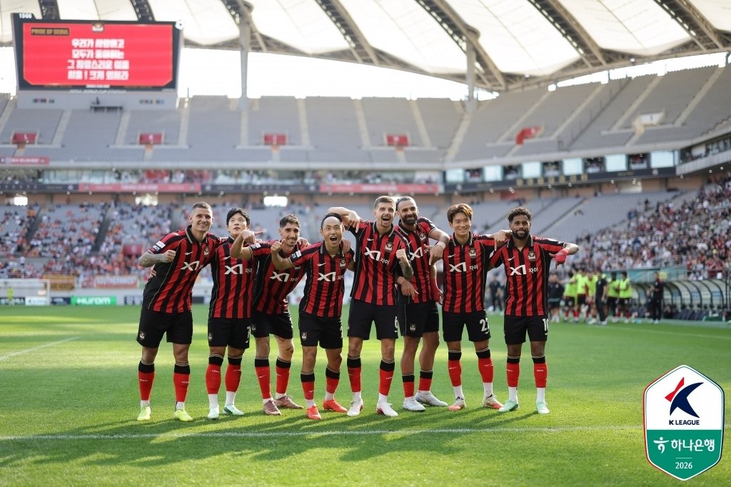 ‘오늘 이기면 우승’ FC서울, 3만 관중 앞에서 10년 만의 축포 쏠까