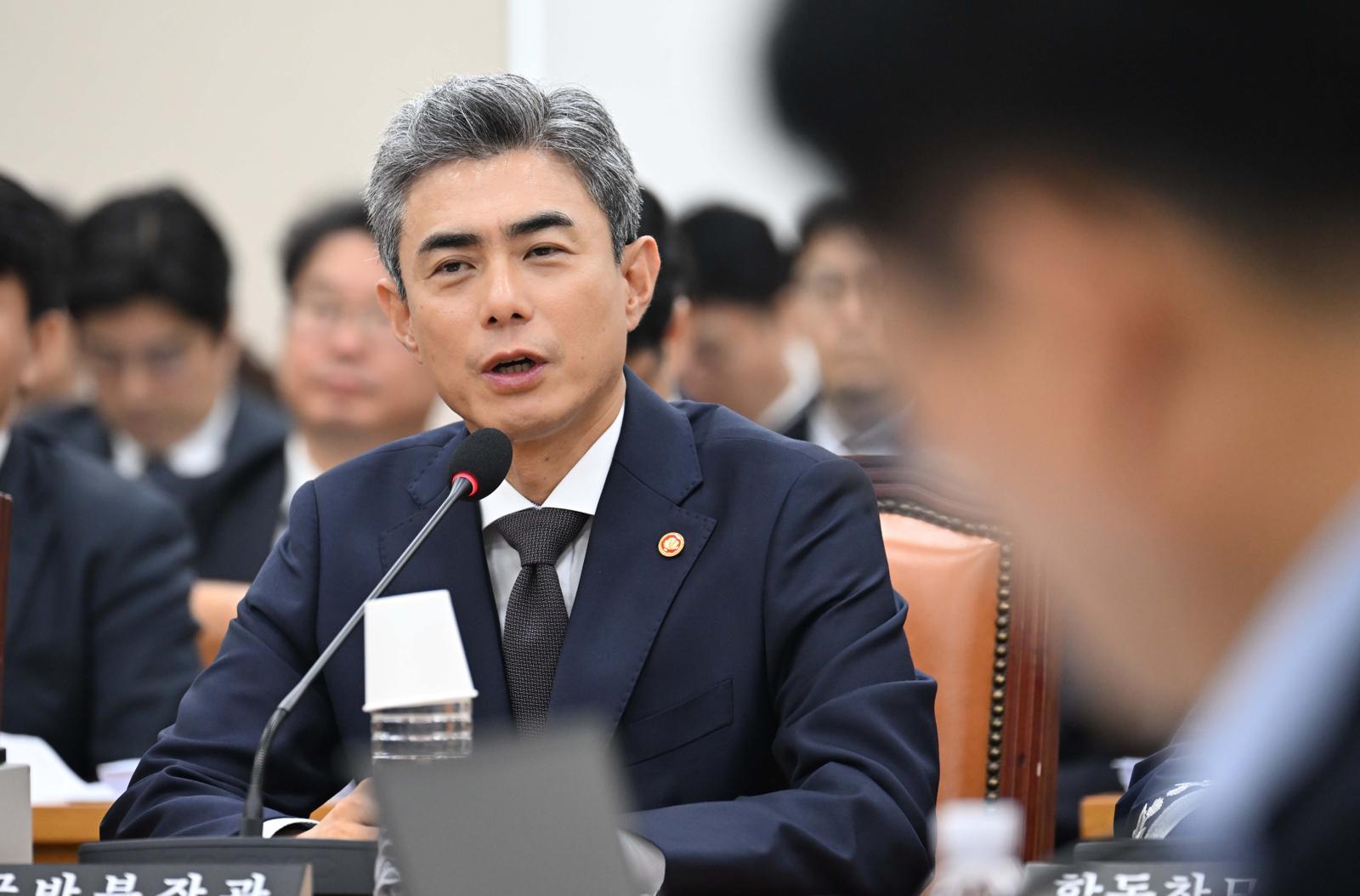 South Korea defense minister clarifies remarks on U.S. trust and wartime command