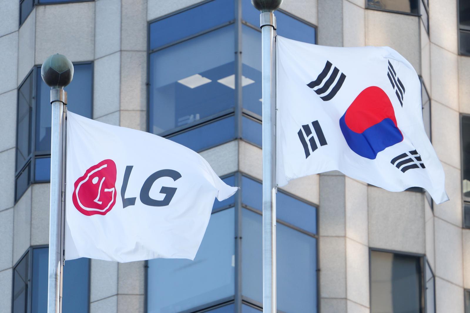 LG전자, 가전·전장 호조에 실적 개선…누적 영업익 첫 4조 돌파