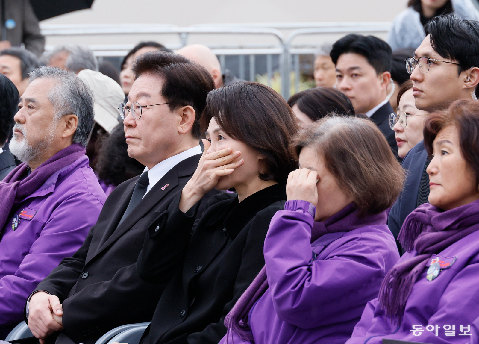 눈물 흘리는 김혜경 여사 [청계천 옆 사진관]