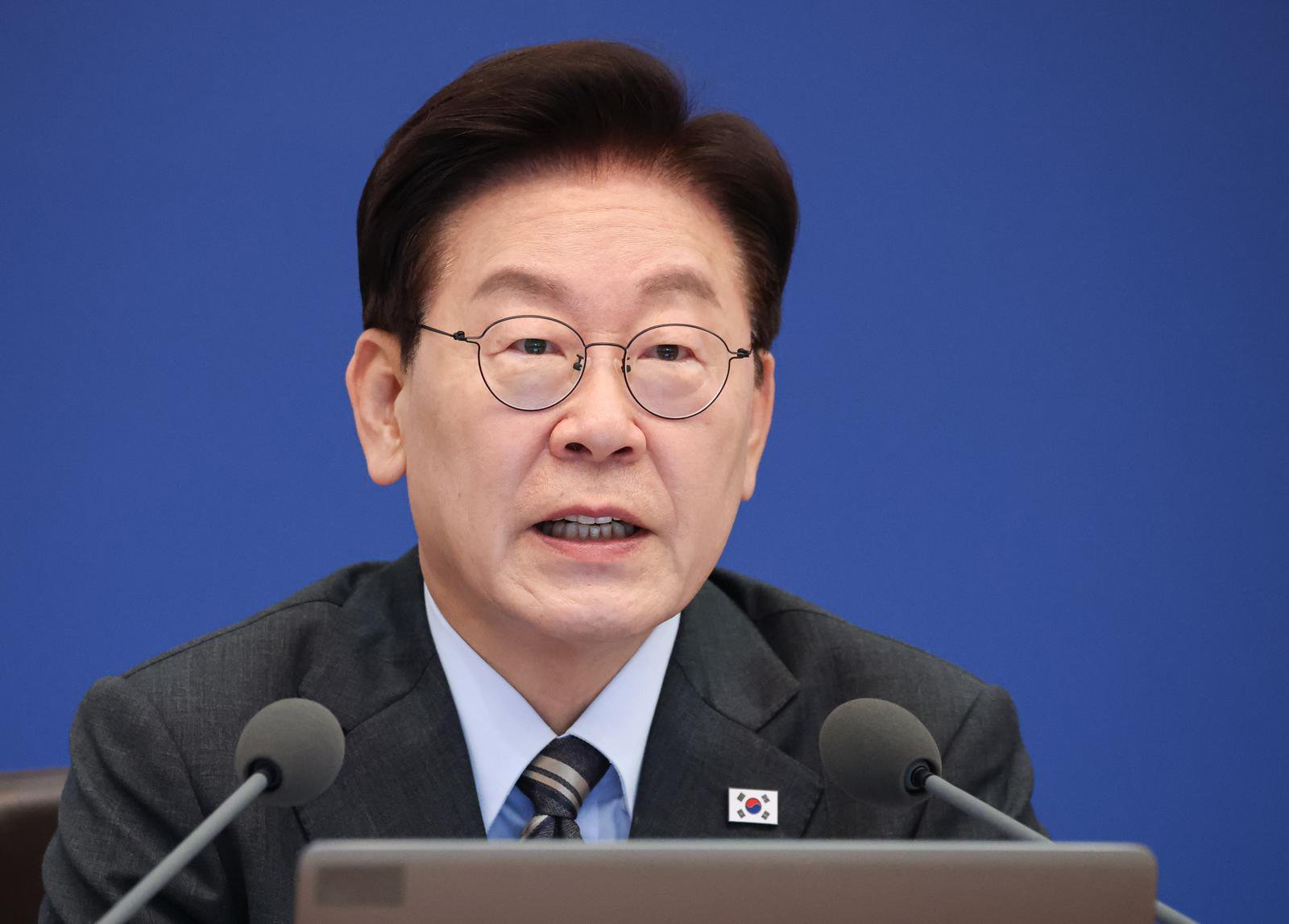 李 긍정 평가 다시 앞서…‘행정기관 세종 이전’ 충청, 부정에서 긍정으로