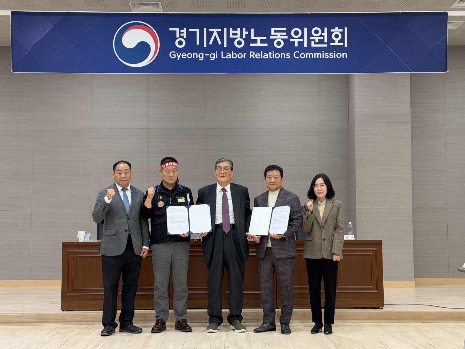 경기 버스 노사 11시간 만 극적 합의…파업 안 한다