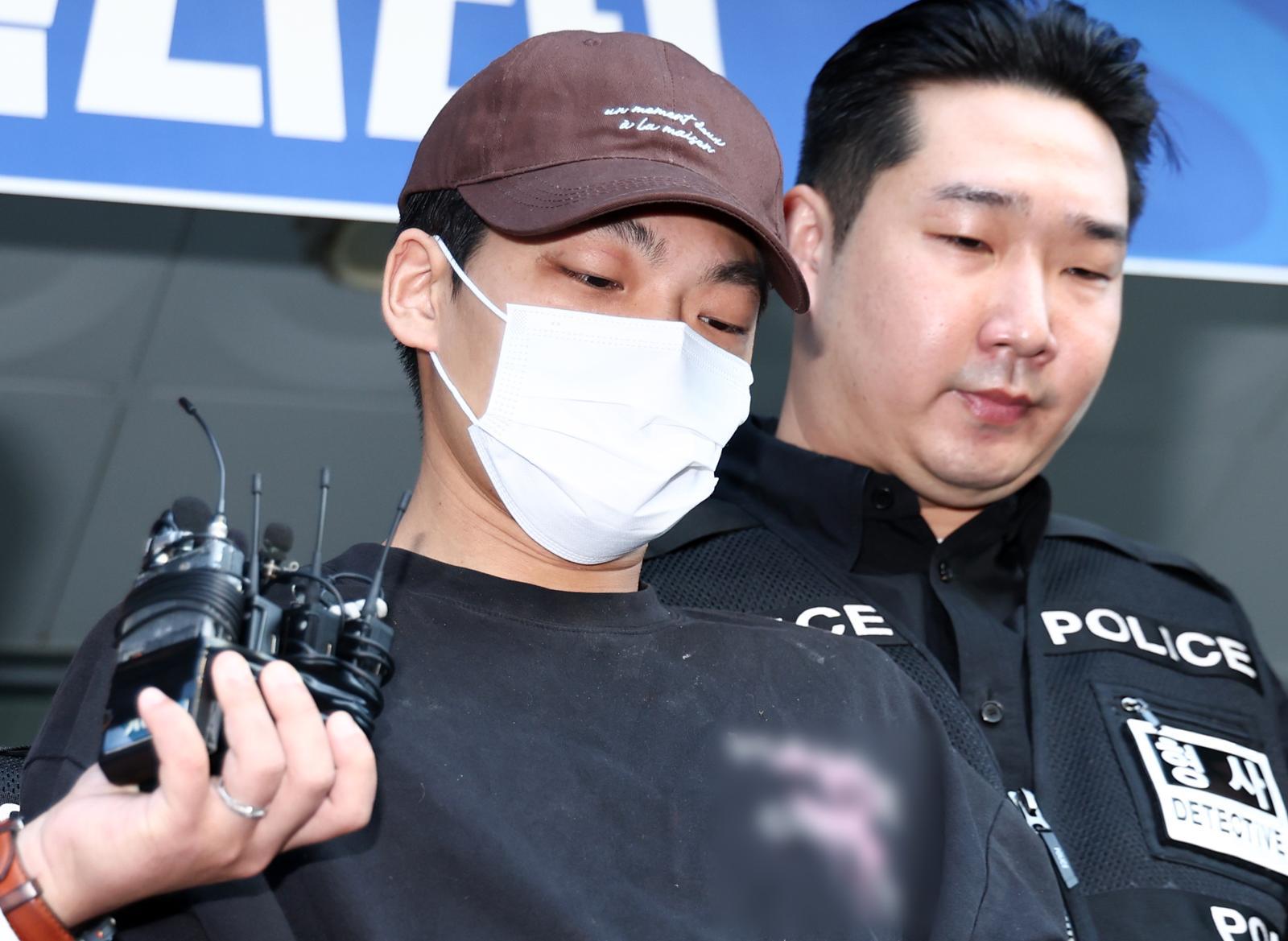 ‘장모 살해’ 김성우, 혼인 전 아내 강간-촬영 혐의 추가 송치