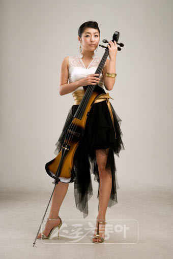 전자 밴드 샤인의 켈리.