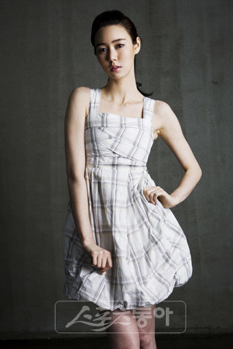 드라마 ‘드림’에서 미모와 실력을 갖춘 ‘완벽녀’로 출연하고 있는 신예 이소정. 사진제공|블루드래곤엔터테인먼트