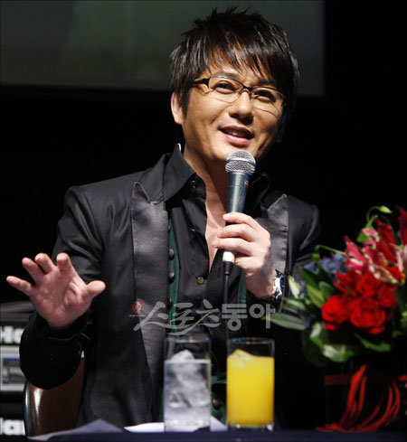 가수 신승훈. 사진 | 양회성 기자 yohan@donga.com