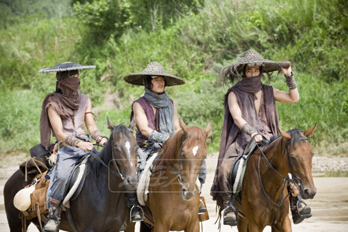 ‘조선시대에 추노꾼은 정말 있었을까?’ 드라마 ‘추노’가 역사적 사실에 작가들의 상상력이 더해진 스토리로 시청자들의 눈길을 사로잡고 있다. 사진제공 | KBS