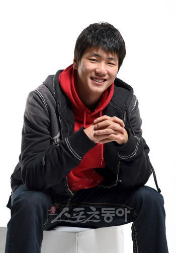 일본 프로야구 한신이 김광현을 ‘찜’했다. 신부가 결혼할 나이가 되려면 최소 6년을 기다려야 하는데도 미리 프러포즈부터 해놓은 모양새다. 그만큼 김광현이 매력적이라는 의미일 터다. [스포츠동아 DB]