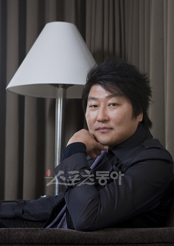 영화 ‘의형제’의 배우 송강호.