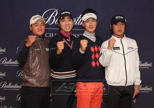 김대섭, 배상문, 김형성, 박은신(왼쪽부터) 등 4월 22일 제주 핀크스골프장에서 열리는 2010발렌타인챔피언십에 출전할 KPGA 골프 스타들이 선전을 다짐하고 있다. 사진제공|발렌타인챔피언십조직위원회