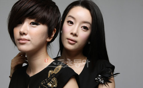 보다 친근해진 섹시함으로 돌아온 폭시의 한장희(왼쪽)와 다함.