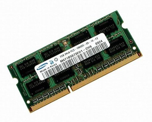 센스 R480은 4GB의 DDR3 메모리를 갖췄다