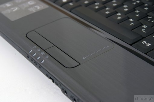 멀티터치가 아니라서 아쉬움이 남는 터치 패드