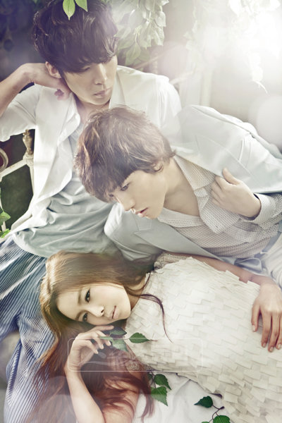 각기 또렷한 색깔이 조화롭게 어우러진 음악을 선보이는 그룹 에이트. “알고 보면 힘든 시절을 거쳐왔다”면서 또 다른 성공을 꿈꾸고 있다. [사진제공=빅히트 엔터테인먼트]