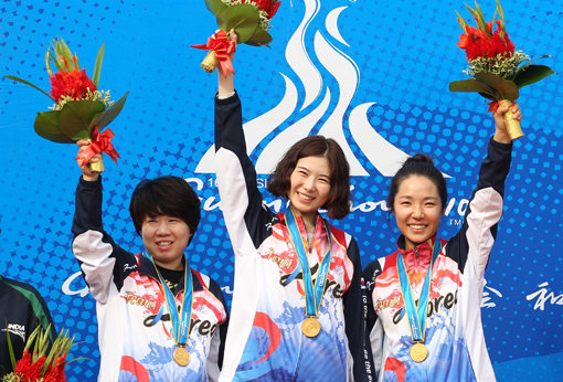 한국 사격대표팀 권나라, 이윤채, 김정미(왼쪽부터). 사진=연합뉴스.