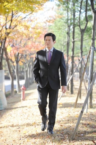 드라마 '자이언트'에서 든든한 맏형 이성모 역할을 맡은 탤런트 박상민. 사진제공 SBS.