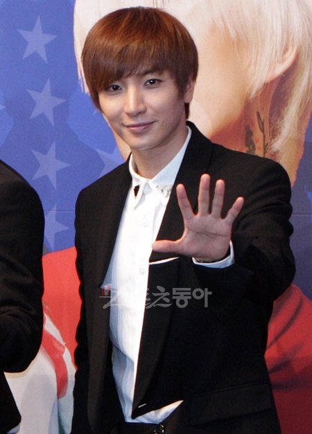 슈퍼주니어 멤버 이특. 임진환 기자 (트위터@binyfafa) photolim@donga.com