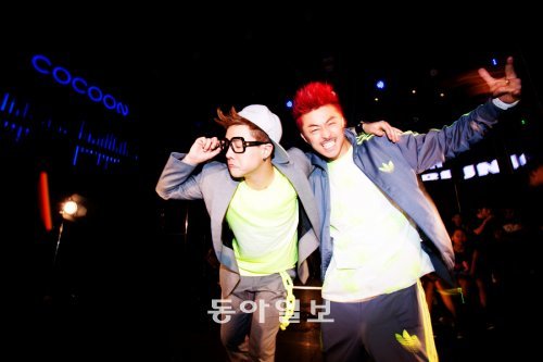 씨에스피는 주량이 3병, 치지의 주량은 3방울이다. 치지는 “제가 술을 못 마시는 대신 씨에스피가 흑기사를 해준다”며 “우리는 서로 다른 점들을 보완해 주며 환상의 호흡을 자랑한다”고 말했다. 사진제공 JS프라임엔터테인먼트