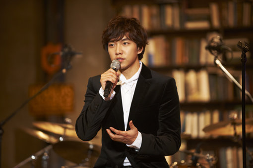 26일 열린 기자간담회에서 강호동의 빈자리에 대한 부담을 토로한 이승기. 사진제공｜후크엔터테인먼트