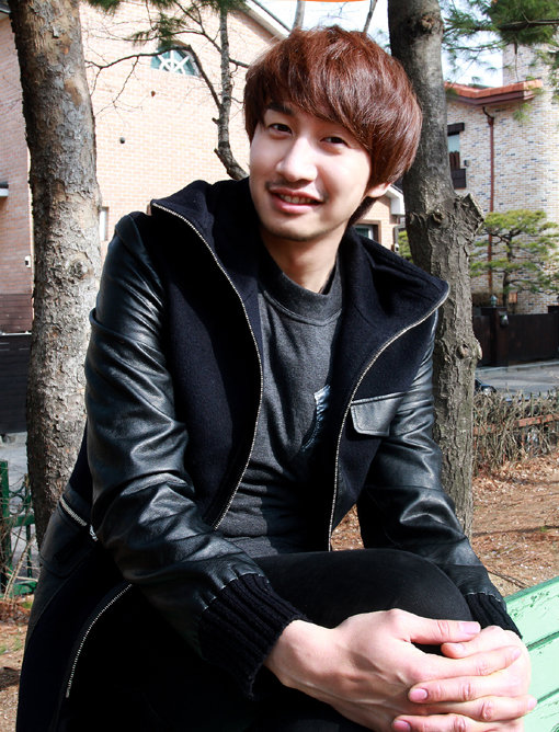 스크린, 안방극장은 물론 예능까지 종횡무진하며 데뷔 이래 최고의 전성기를 보내고 있는 연기자 이광수. 그는 자신의 가장 큰 매력으로 친근함을 꼽았다. 사진제공|킹콩엔터테인먼트