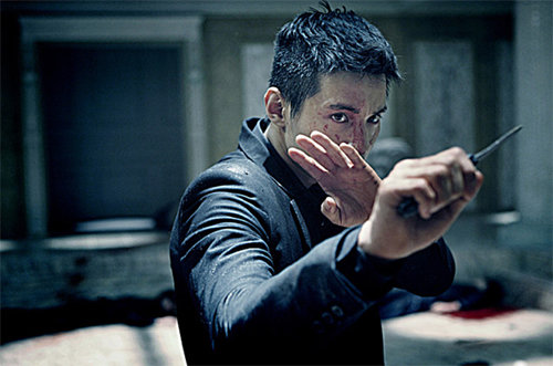 배우 원빈이 영화 ‘아저씨’에서 선보인 인도네시아 전통무술 ‘실랏’. 사진=‘아저씨’ 스틸컷