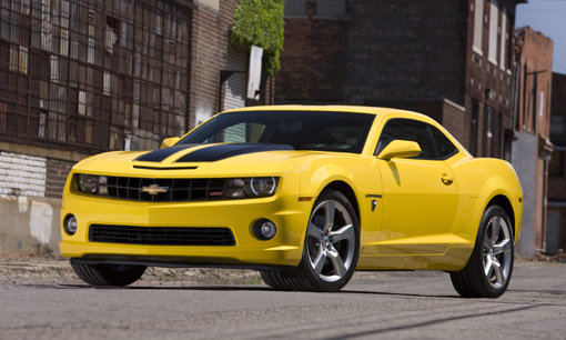 영화 트랜스포머의 ‘범블비’가 바로 쉐보레 카마로다. 머슬카가 주는 위풍당당한 존재감이야말로 카마로의 최대 매력. 직선 주로에서의 묵직한 안정감과 파워는 카마로의 특성을 고스란히 보여준다. 사진제공|한국지엠