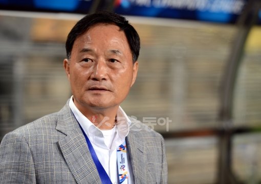 올해로 계약 만료를 앞두고 있는 울산 김호곤 감독이 AFC 챔피언 등극을 통해 ‘유종의 미’를 거둘 지 관심을 모으고 있다. 스포츠동아DB