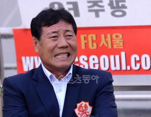 광주 최만희 감독은 ‘확률 40%’에 도전한다. 막판 대역전극의 시발점은 28일 대구 원정이 될 전망이다. 스포츠동아DB