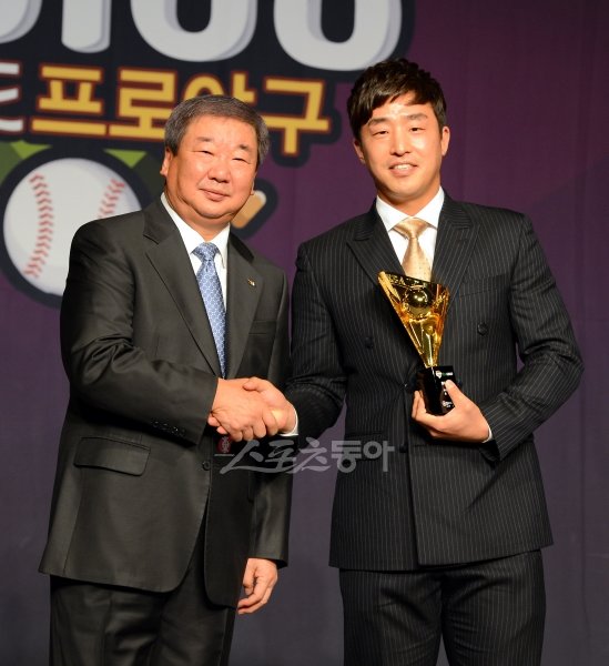 손아섭(오른쪽). 스포츠동아DB