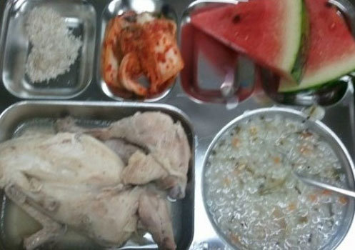 급식계의 레전드. 사진=온라인커뮤니티