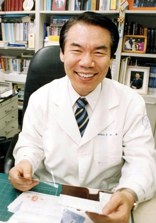 황수관 박사. 동아일보DB.